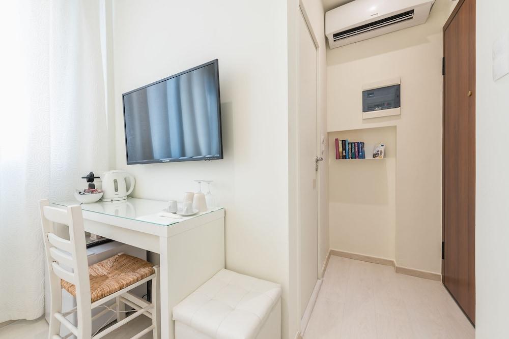 Dema Luxury Suites - Perikleous E1 Афіни Екстер'єр фото